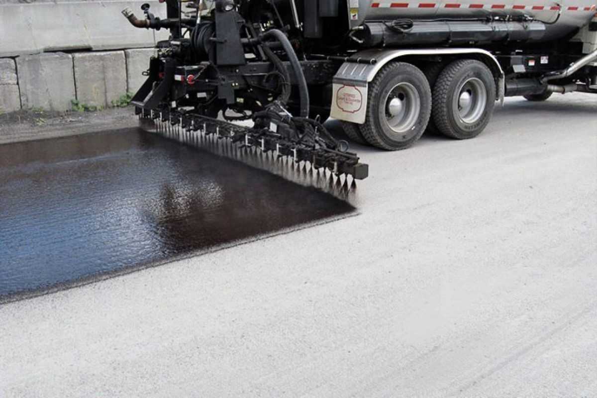 nhua-duong-nhap-khau-tai-yen-bai